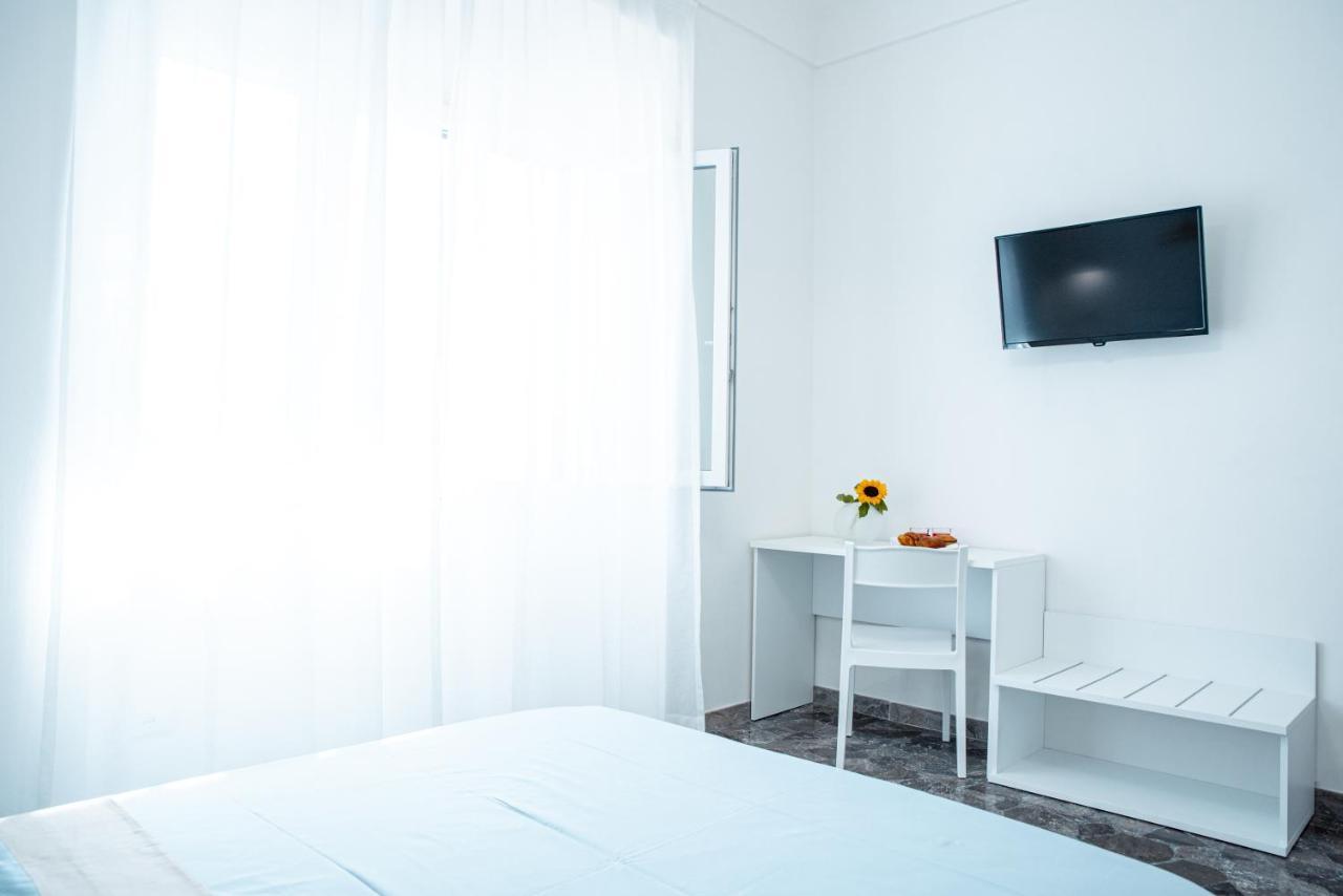 Torre Del Salento Hotel Торе Сан Джовани Удженто Екстериор снимка
