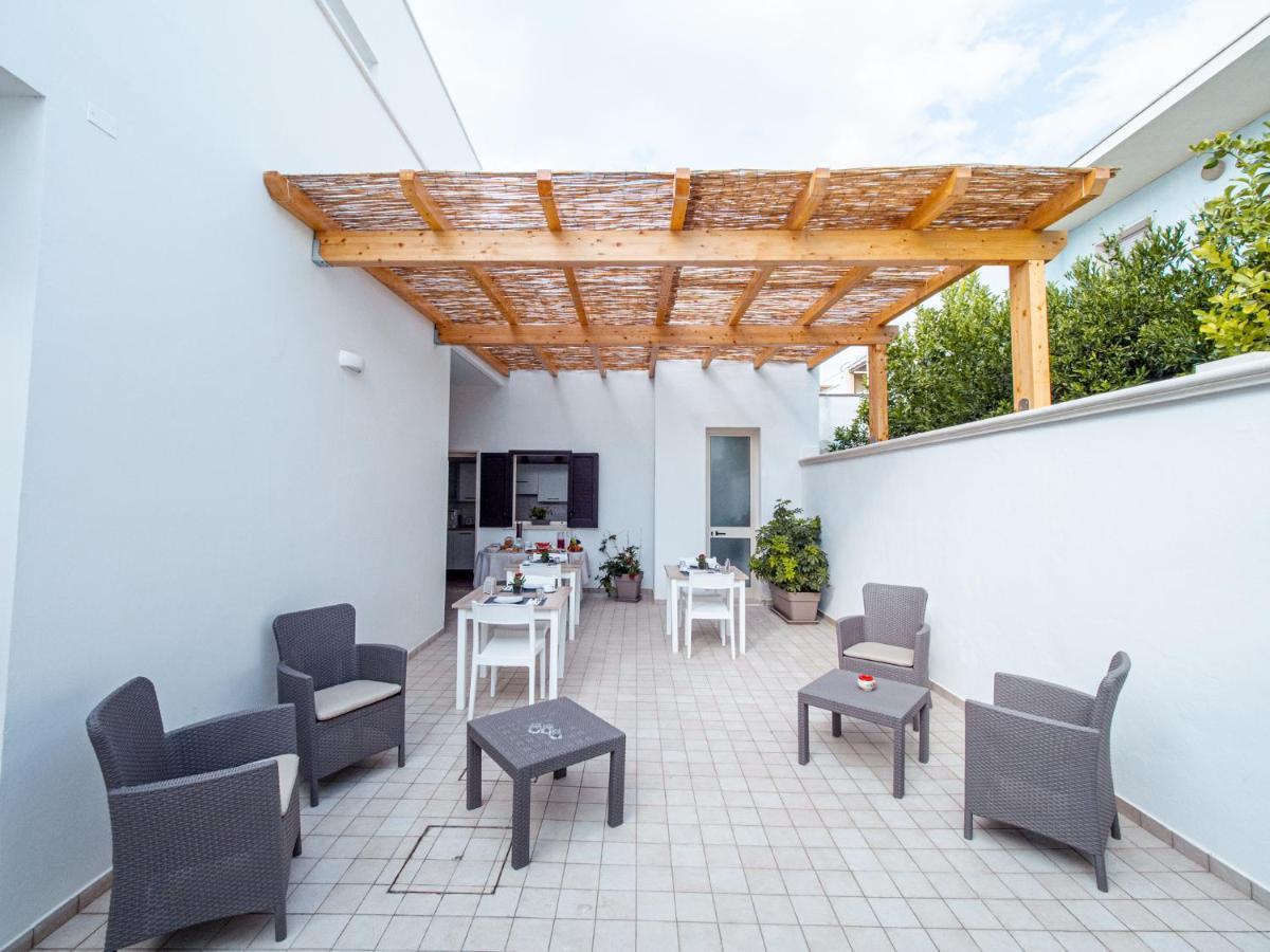 Torre Del Salento Hotel Торе Сан Джовани Удженто Екстериор снимка