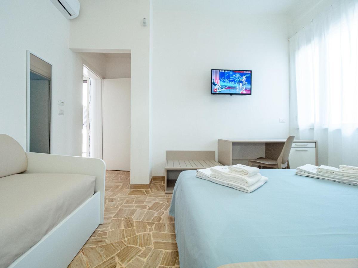 Torre Del Salento Hotel Торе Сан Джовани Удженто Екстериор снимка